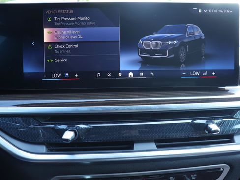 Used 2026 BMW X5 sDrive40i RWD image 37