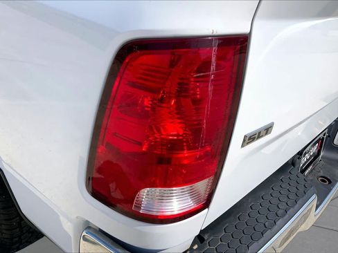 Used 2019 RAM 1500 Classic SLT RWD image 27