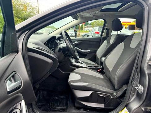 Used 2012 Ford Focus SE image 10