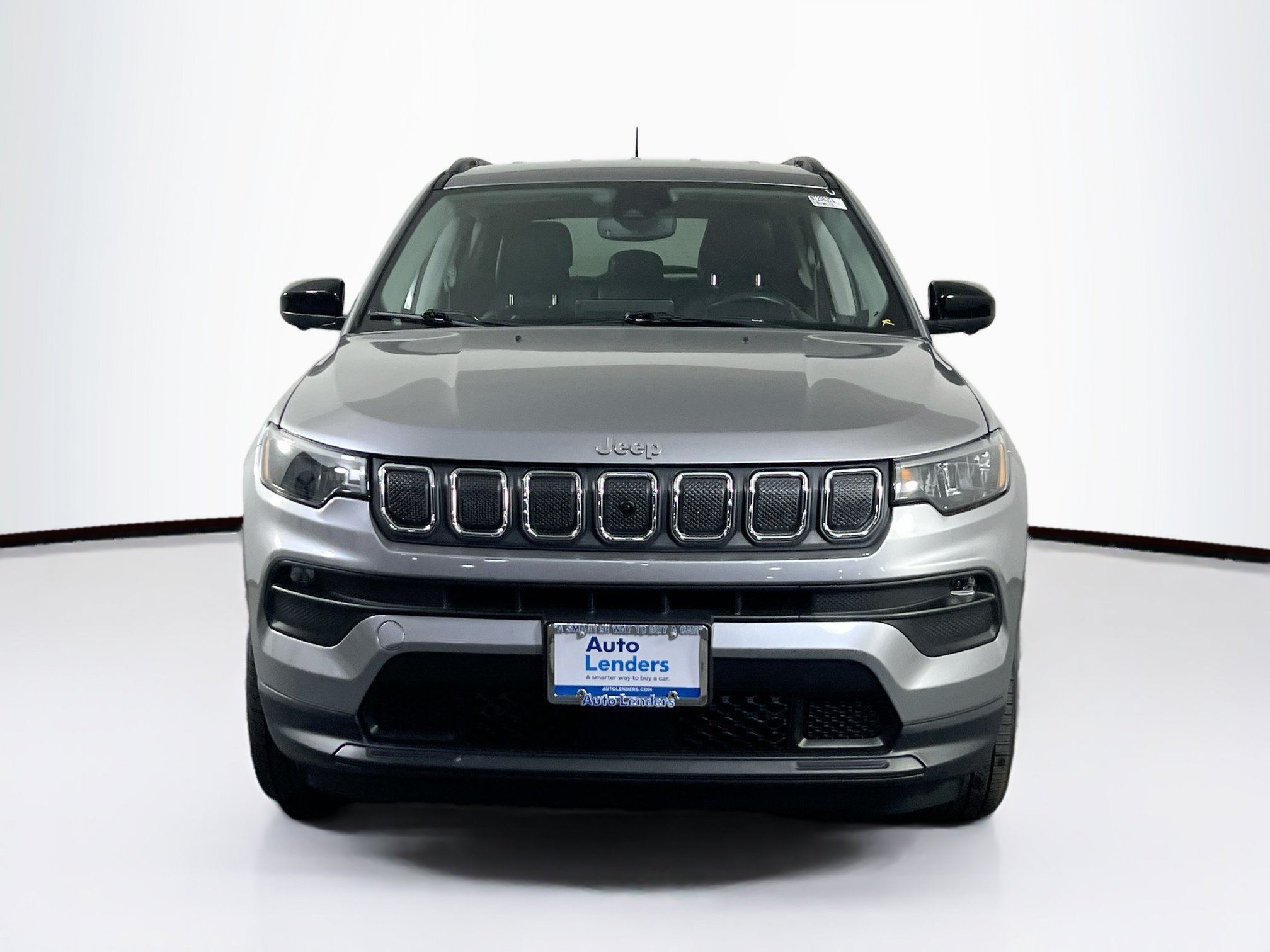 Used 2022 Jeep Compass Latitude AWD/4WD image 2