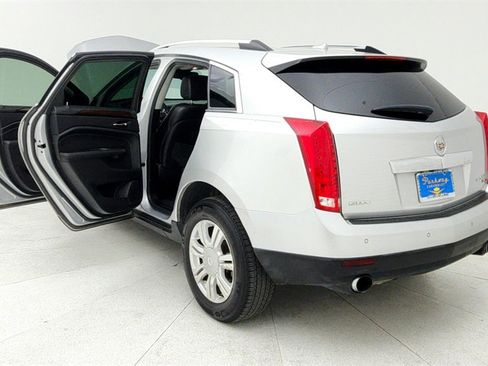 Used 2012 Cadillac SRX Luxury image 12