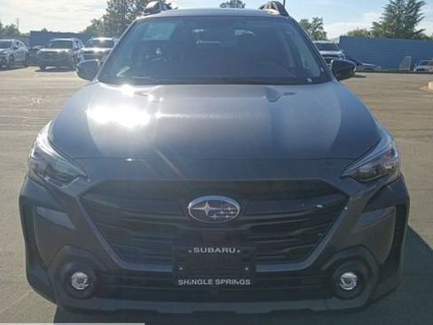 Certified 2025 Subaru Outback Onyx Edition image 8