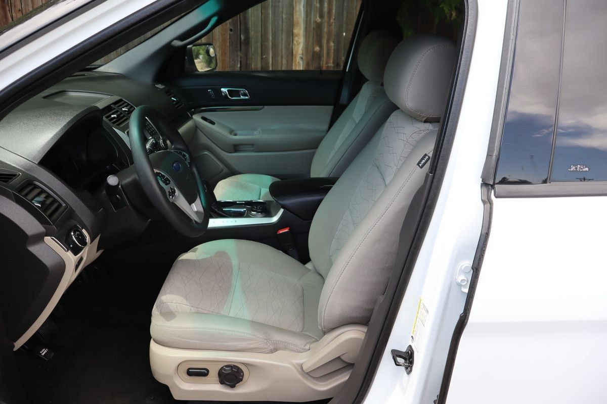 Used 2015 Ford Explorer 4WD image 18