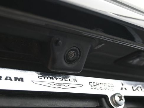 Used 2025 Audi Q5 2.0T Premium image 36