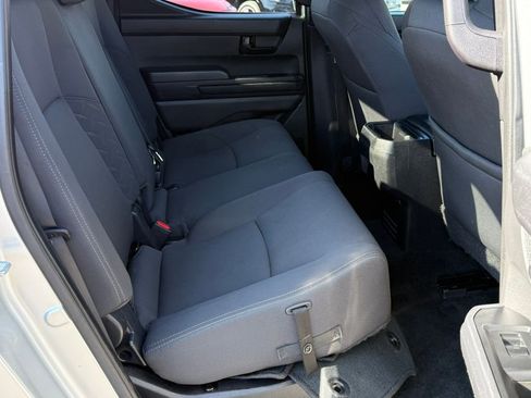 Used 2024 Toyota Tacoma SR5 AWD/4WD image 15