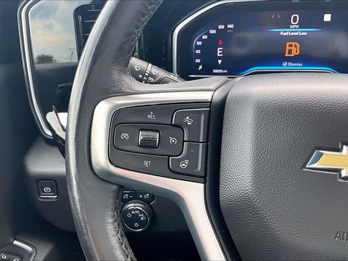 Used 2022 Chevrolet Silverado 1500 LT AWD/4WD image 19