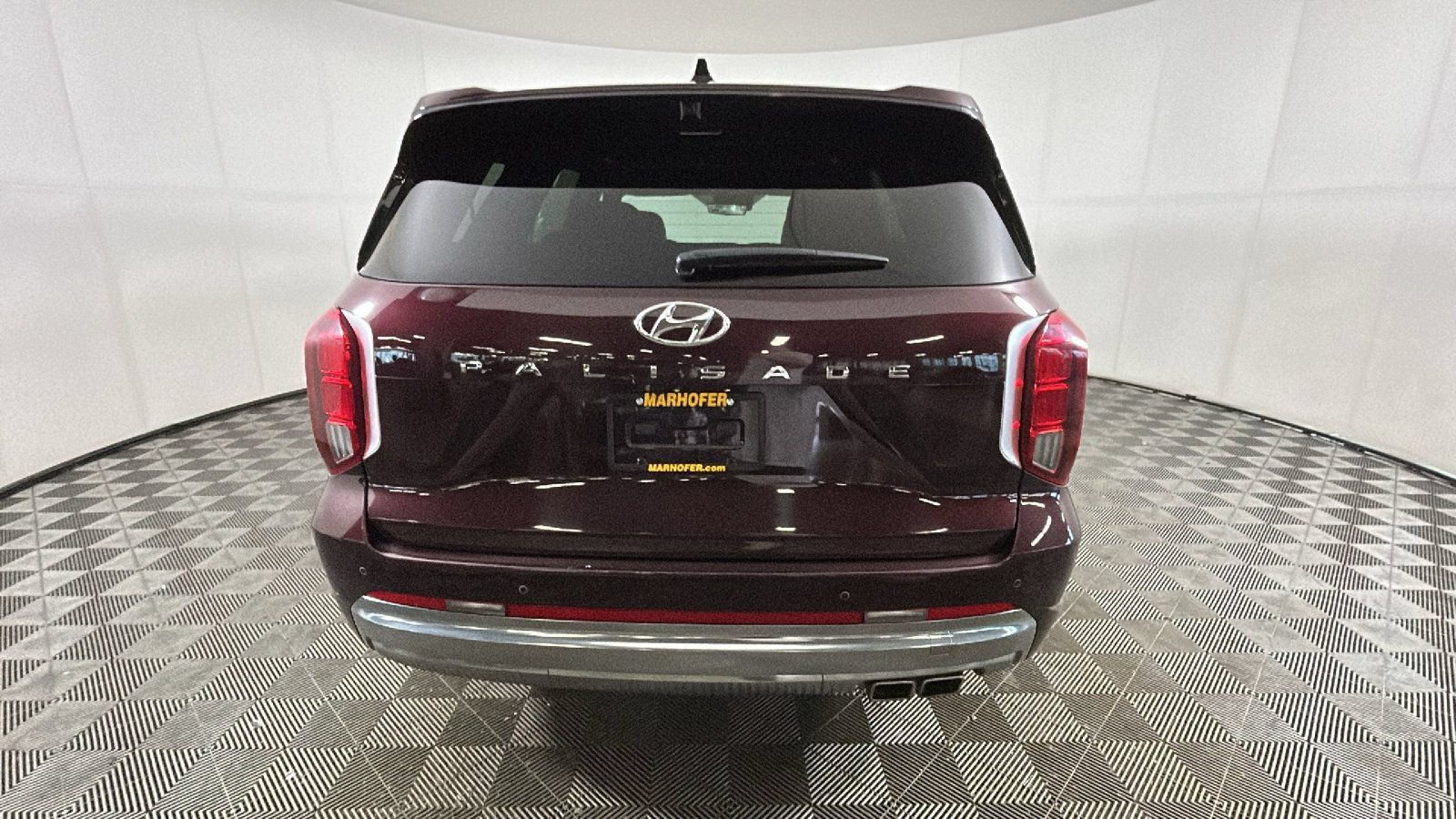 Used 2024 Hyundai Palisade Calligraphy FWD image 4