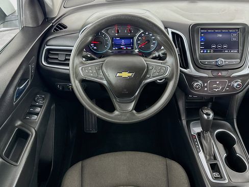 Used 2020 Chevrolet Equinox LT FWD image 16