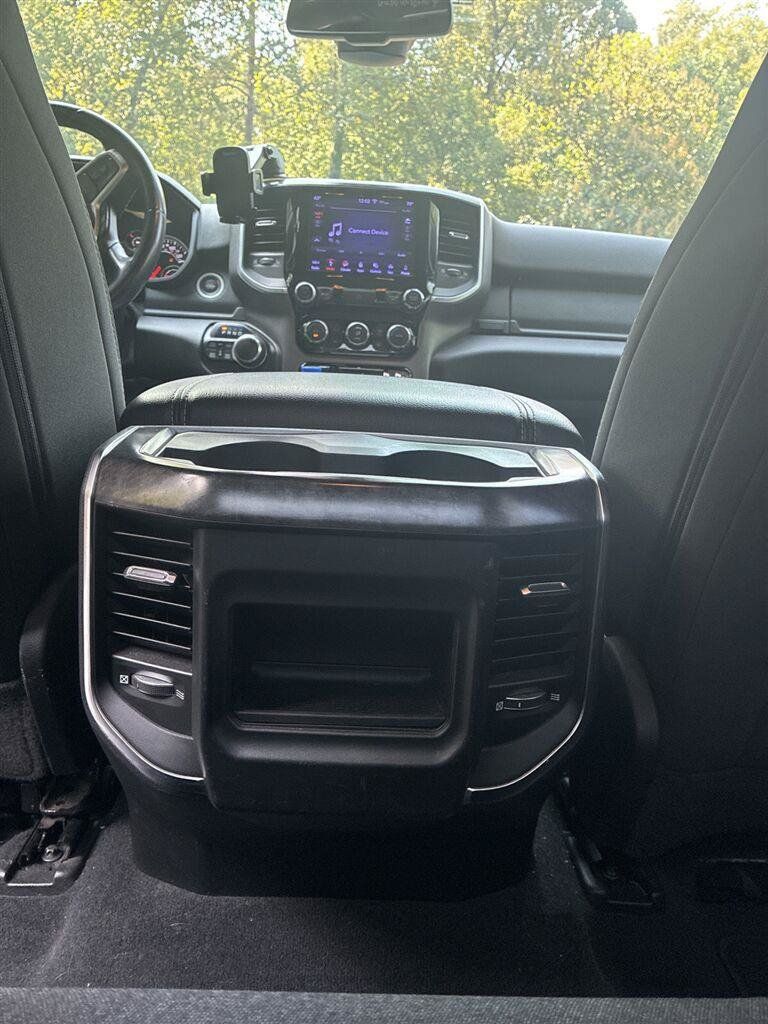 Used 2019 RAM 1500 Big Horn AWD/4WD image 7