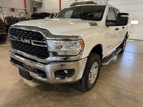 Certified 2024 RAM 2500 Big Horn w/ Bed Utility Group AWD/4WD image 30