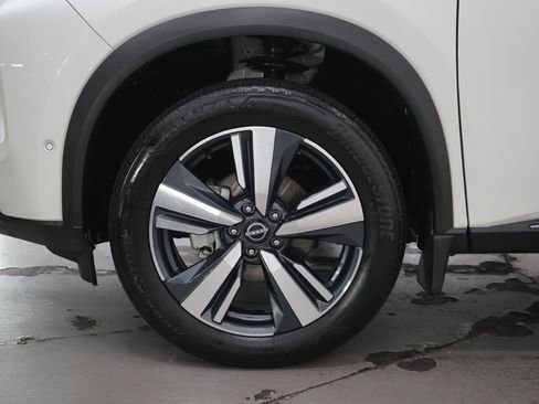 Used 2023 Nissan Rogue SL w/ SL Premium Package AWD/4WD image 29