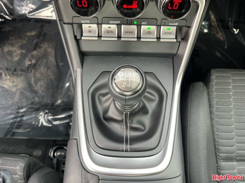 Certified 2026 Toyota GR86 w/ ALL Weather Mat Package (TMS) RWD image 30