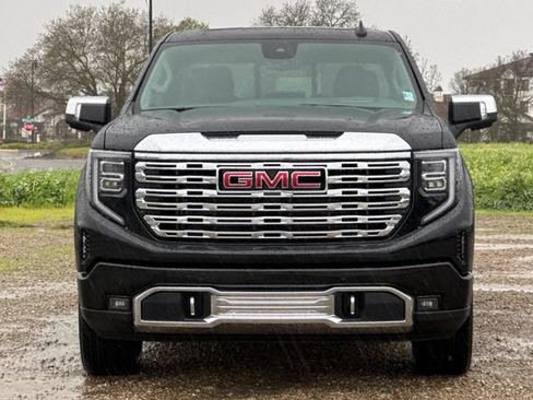 New 2026 GMC Sierra 1500 Denali w/ Denali Reserve Package AWD/4WD image 9