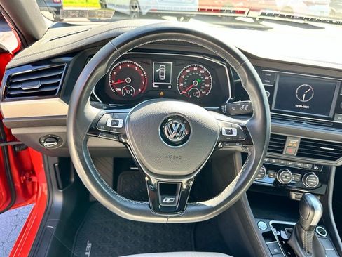 Used 2021 Volkswagen Jetta R-Line w/ R-Line Cold Weather Package image 18