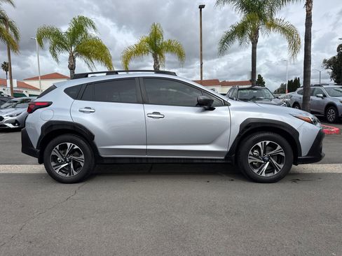 Used 2024 Subaru Crosstrek 2.0i Premium image 5