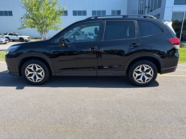 Used 2024 Subaru Forester Premium AWD/4WD image 8
