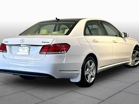 Used 2014 Mercedes-Benz E 350 4MATIC Sedan image 12