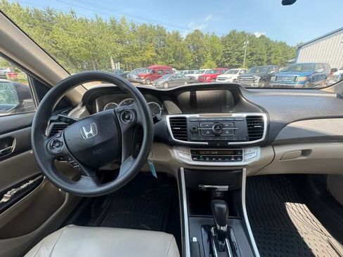 Used 2015 Honda Accord LX image 12