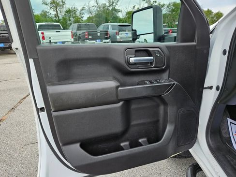 Used 2020 Chevrolet Silverado 2500 Custom w/ Custom Value Package AWD/4WD image 20