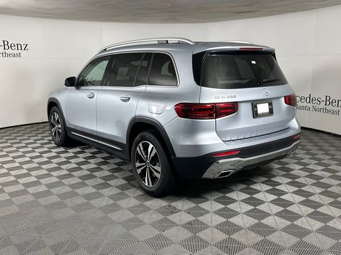 New 2026 Mercedes-Benz GLB 250 image 5