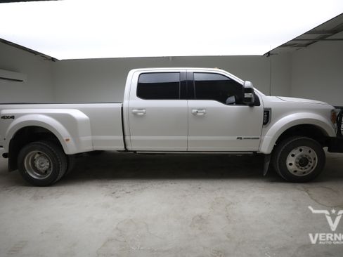 Used 2019 Ford F450 Lariat w/ Lariat Ultimate Package AWD/4WD image 5