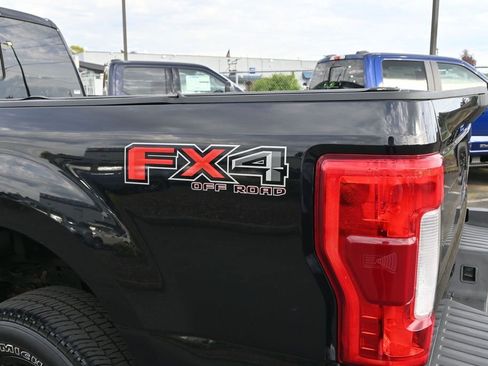 Used 2019 Ford F350 Lariat w/ Lariat Ultimate Package AWD/4WD image 5