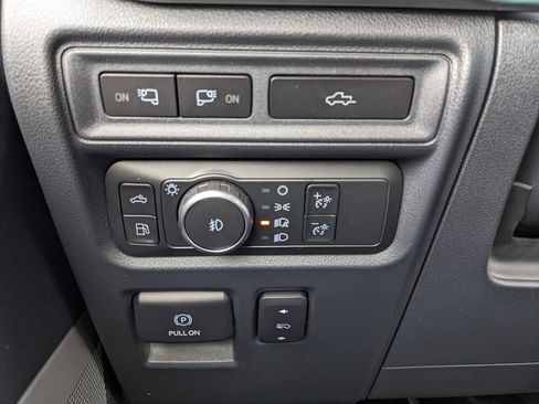 Used 2022 Ford F150 Lariat w/ Equipment Group 502A High image 56