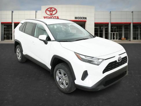 New 2025 Toyota RAV4 XLE image 29