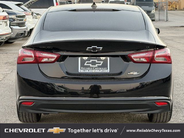 Used 2022 Chevrolet Malibu LT w/ Midnight Edition FWD image 5
