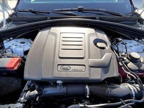 Certified 2026 Land Rover Range Rover Velar Dynamic SE AWD/4WD image 12