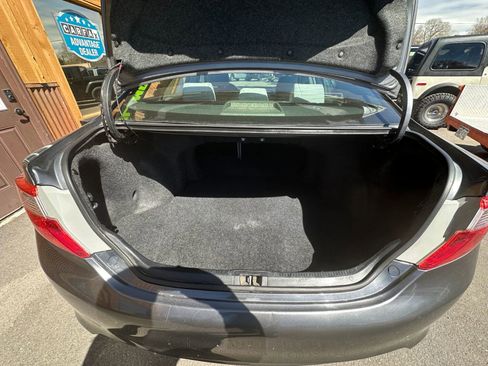 Used 2012 Toyota Camry LE image 13