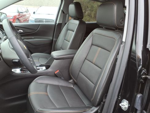 Used 2023 Chevrolet Equinox Premier image 12