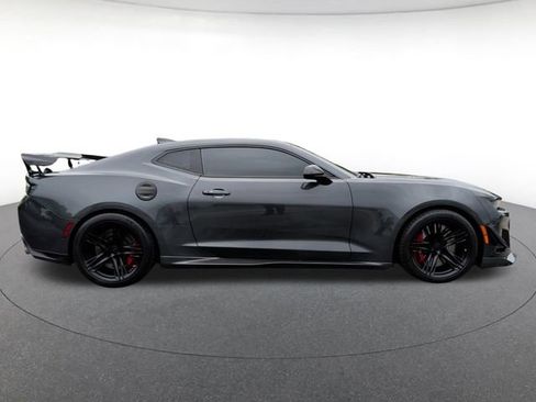 Used 2018 Chevrolet Camaro ZL1 RWD image 6