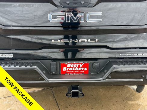 Used 2024 GMC Sierra 3500 Denali Ultimate AWD/4WD image 16