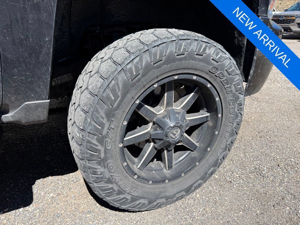 Used 2017 Chevrolet Silverado 2500 High Country w/ Duramax Plus Package AWD/4WD image 7