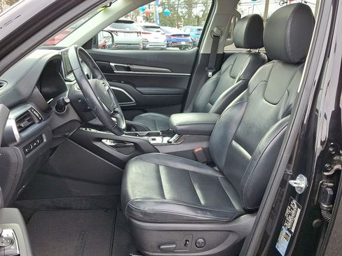 Used 2022 Kia Telluride S image 17
