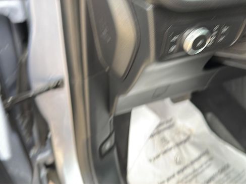 Used 2022 Ford Escape SEL w/ Technology Package FWD image 22