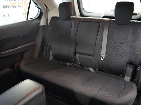 Used 2014 Chevrolet Equinox LS image 30