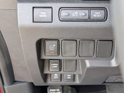 Used 2026 Nissan Frontier PRO-4X AWD/4WD image 26