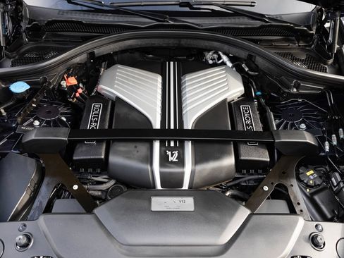 Certified 2022 Rolls-Royce Cullinan w/ Cullinan Package AWD/4WD image 98