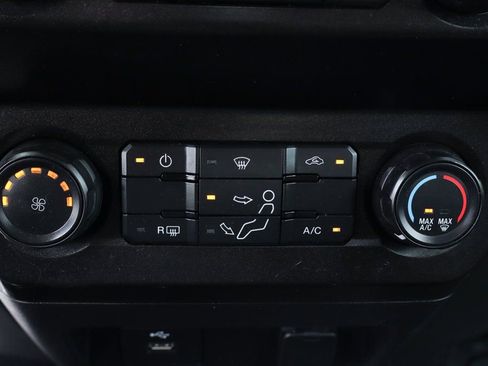 Used 2020 Ford F450 XL w/ Power Equipment Group image 32