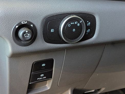 Used 2023 Ford Transit 350 XLT image 23