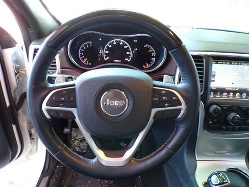 Used 2015 Jeep Grand Cherokee Overland AWD/4WD image 14