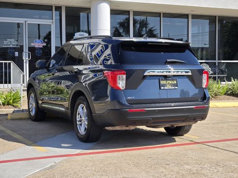 Used 2022 Ford Explorer XLT RWD image 3
