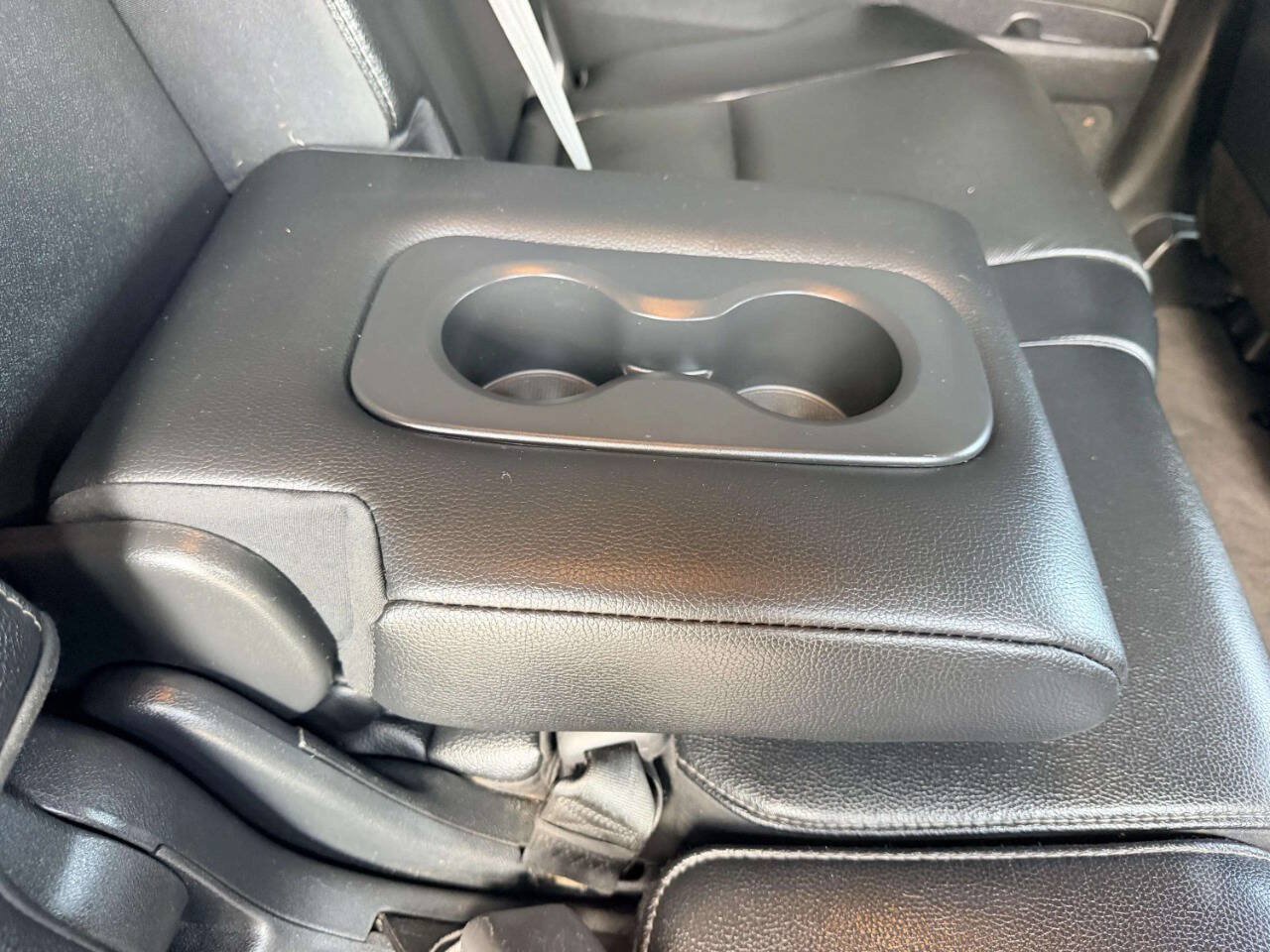 Used 2018 Honda Pilot Touring image 28