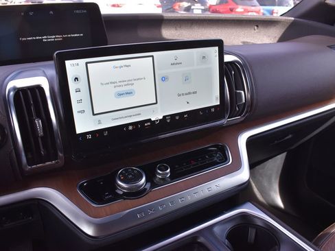 Used 2025 Ford Expedition King Ranch image 14