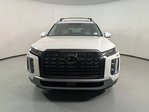 Used 2023 Hyundai Palisade Limited AWD/4WD image 2