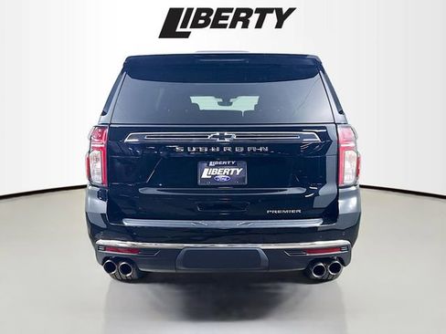 Used 2021 Chevrolet Suburban Premier w/ Premium Package image 6