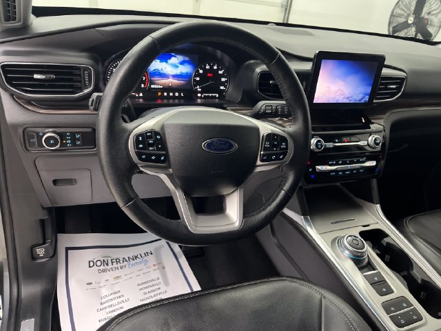 Used 2024 Ford Explorer Limited RWD image 15