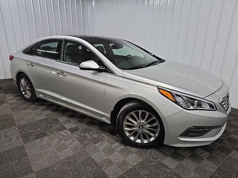 Used 2015 Hyundai Sonata Limited w/ Option Group 06 FWD image 4